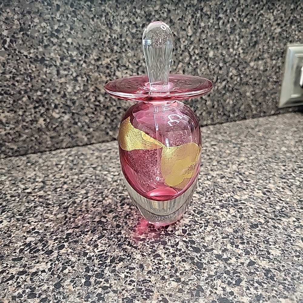 VINTAGE Art Glass Perfume Bottle with Stopper‎ Dauber Pink & Gold